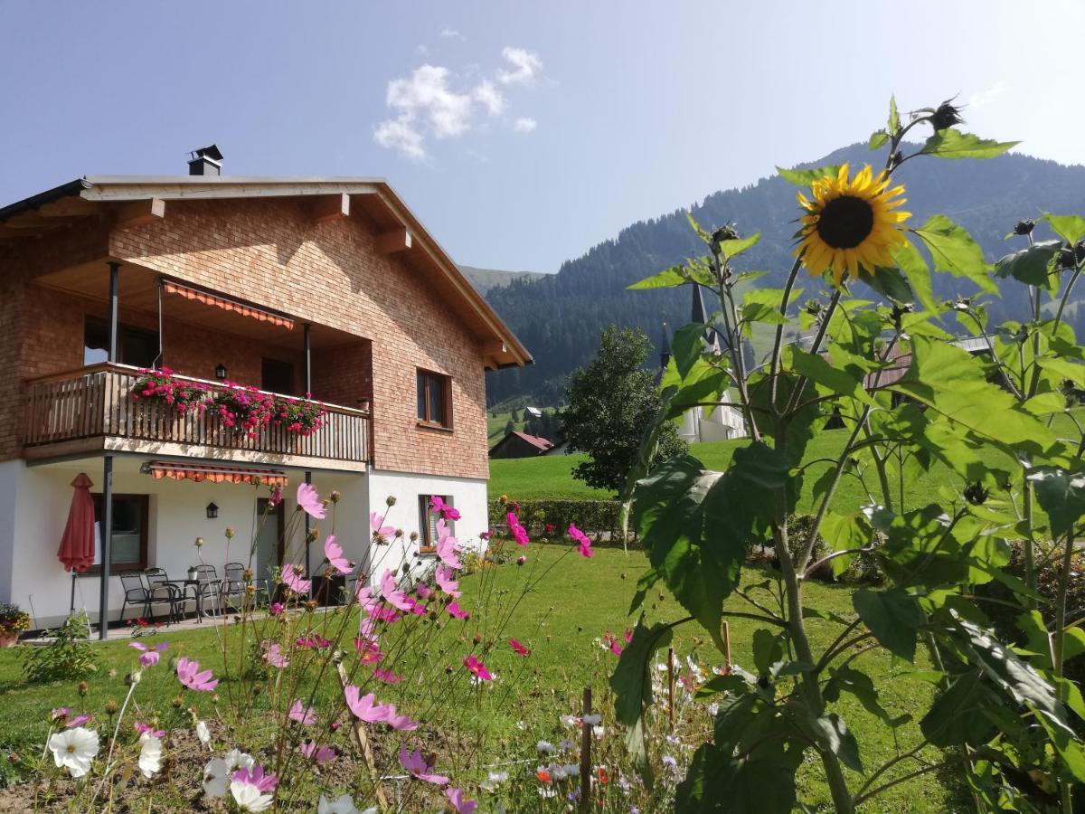 Ferienwohnung Anton Kuenzler Riezlern Dış mekan fotoğraf